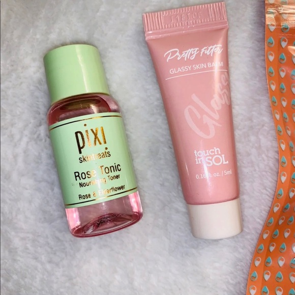 Skin Care Samples - Picture 3 of 5